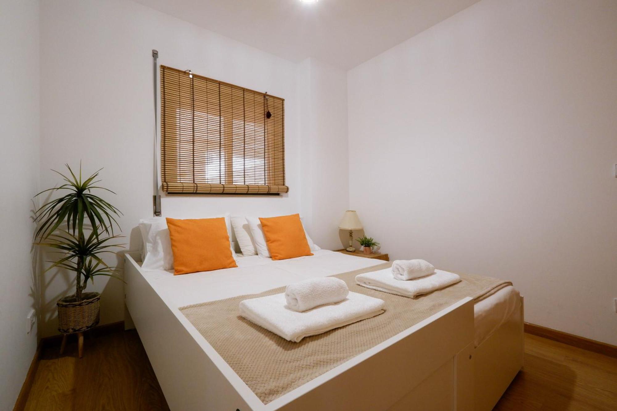 Spacious Terrace, Swimming Pool, Private Parking Olhao Luaran gambar
